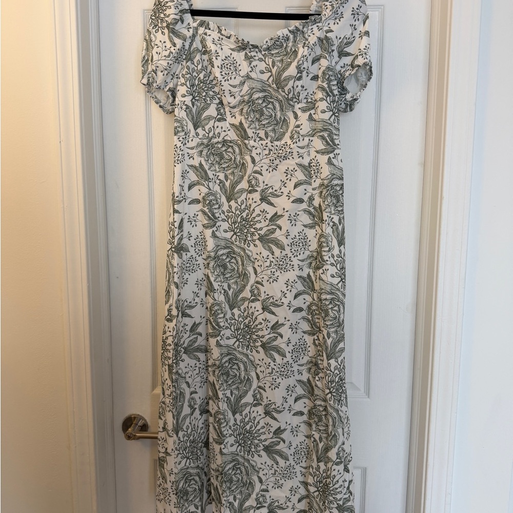 Commense Green and White Floral Maxi Dress
